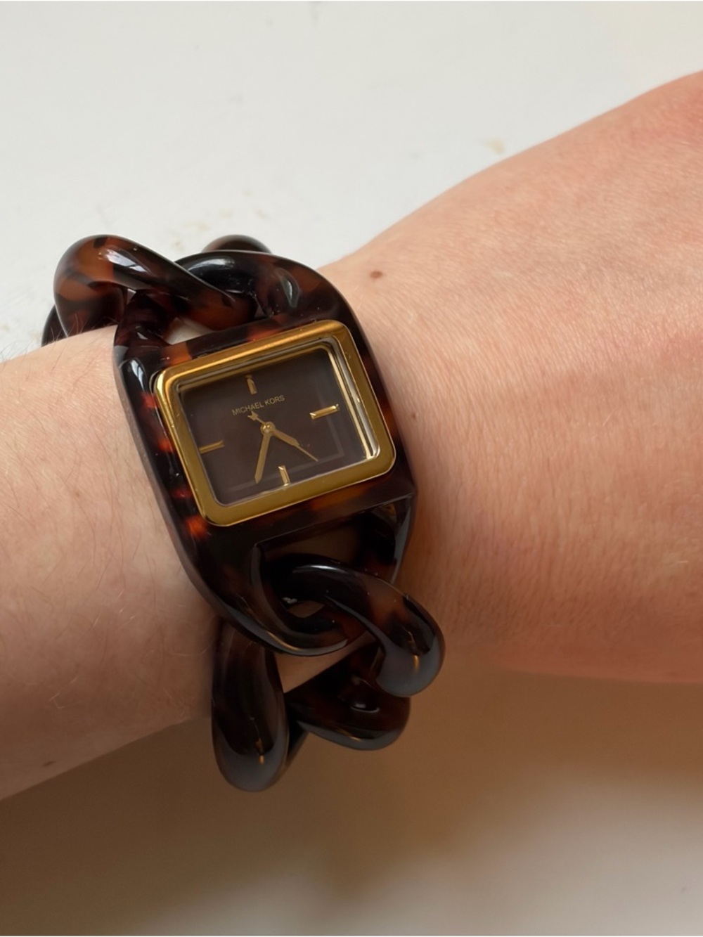 Michael Kors Tortoise Shell Quartz Analog Bracelet Watch w/ New Battery MK-4239 - Picture 6 of 11